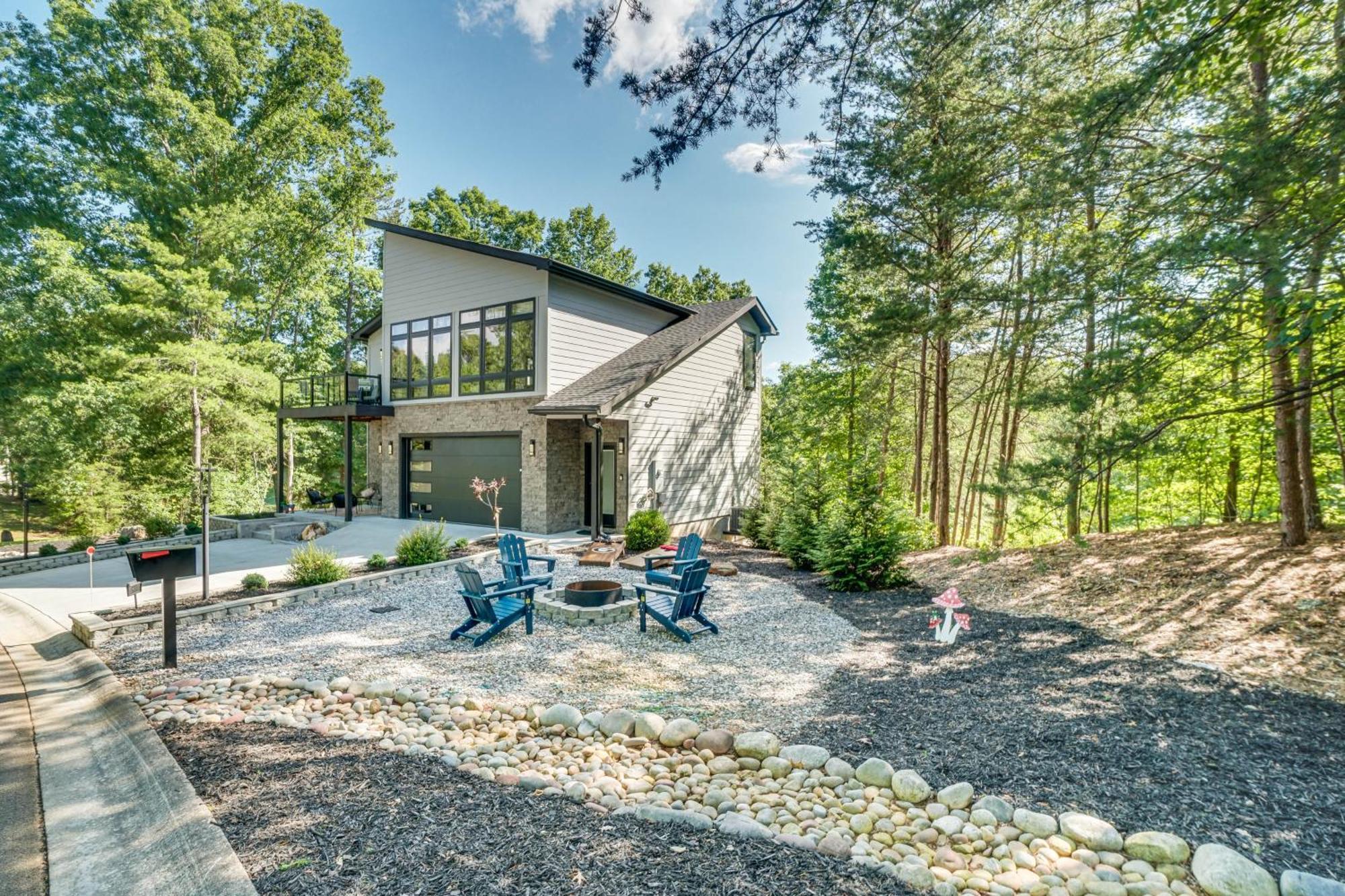 Luxury Modern Home On Golf Course With Game Room! Helen Exteriér fotografie
